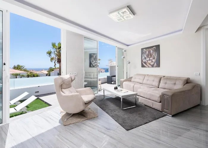 Karat Ocean Golf * 圣米格尔德阿沃纳